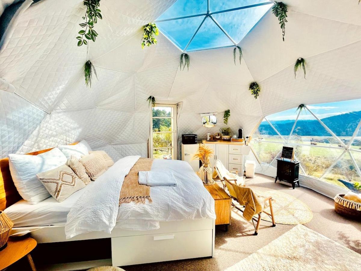 Glamping Hohe Wand - Zelt Mit Sternenfenster Und Whirlpool 호텔 Maiersdorf 외부 사진